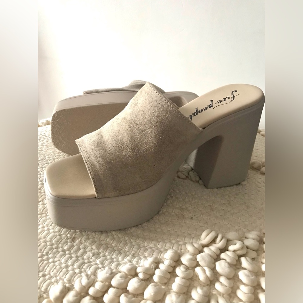 Free People Zoe Diamond Suede sandals